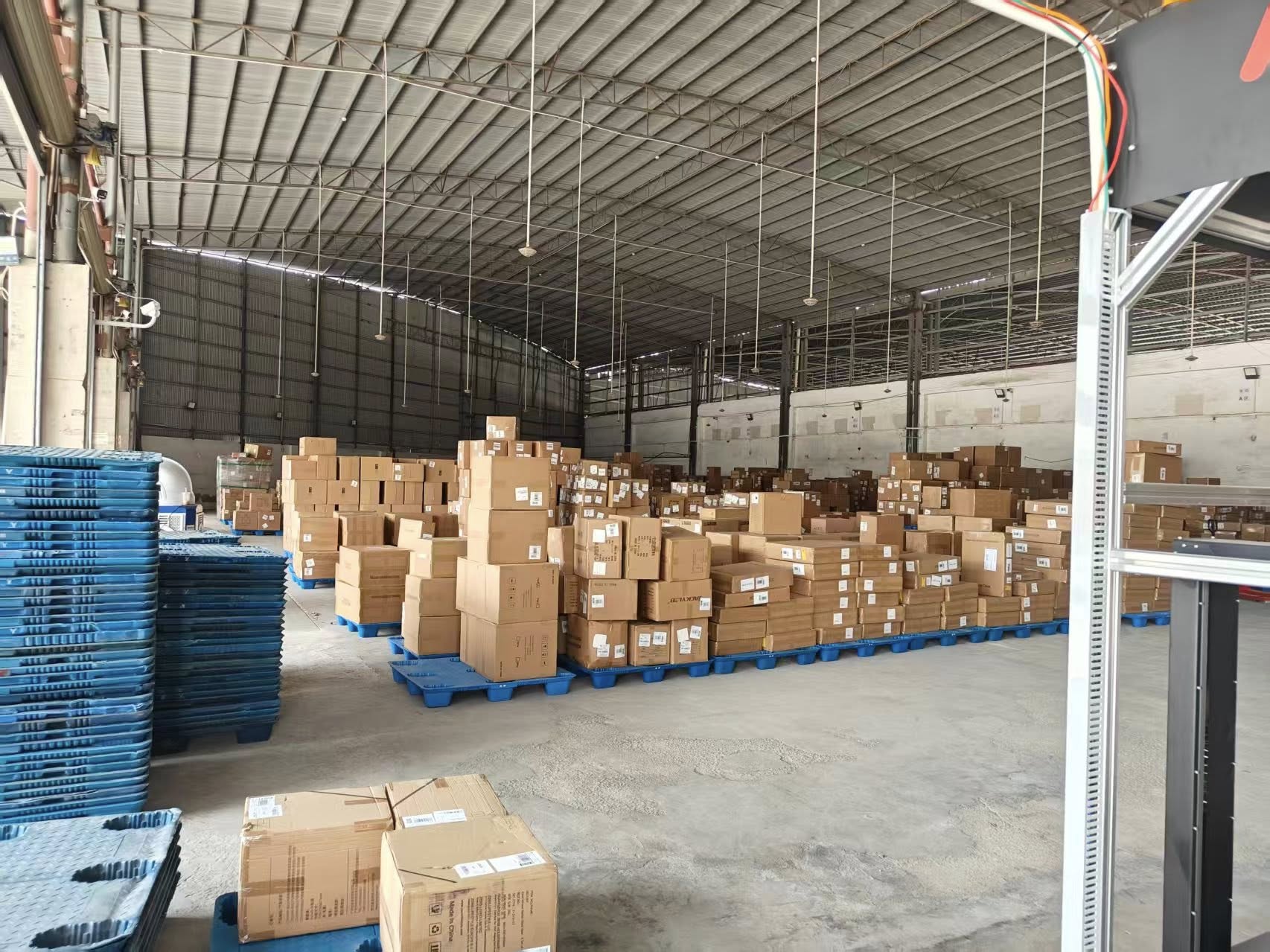 AZA4 FBA WAREHOUSE RATES