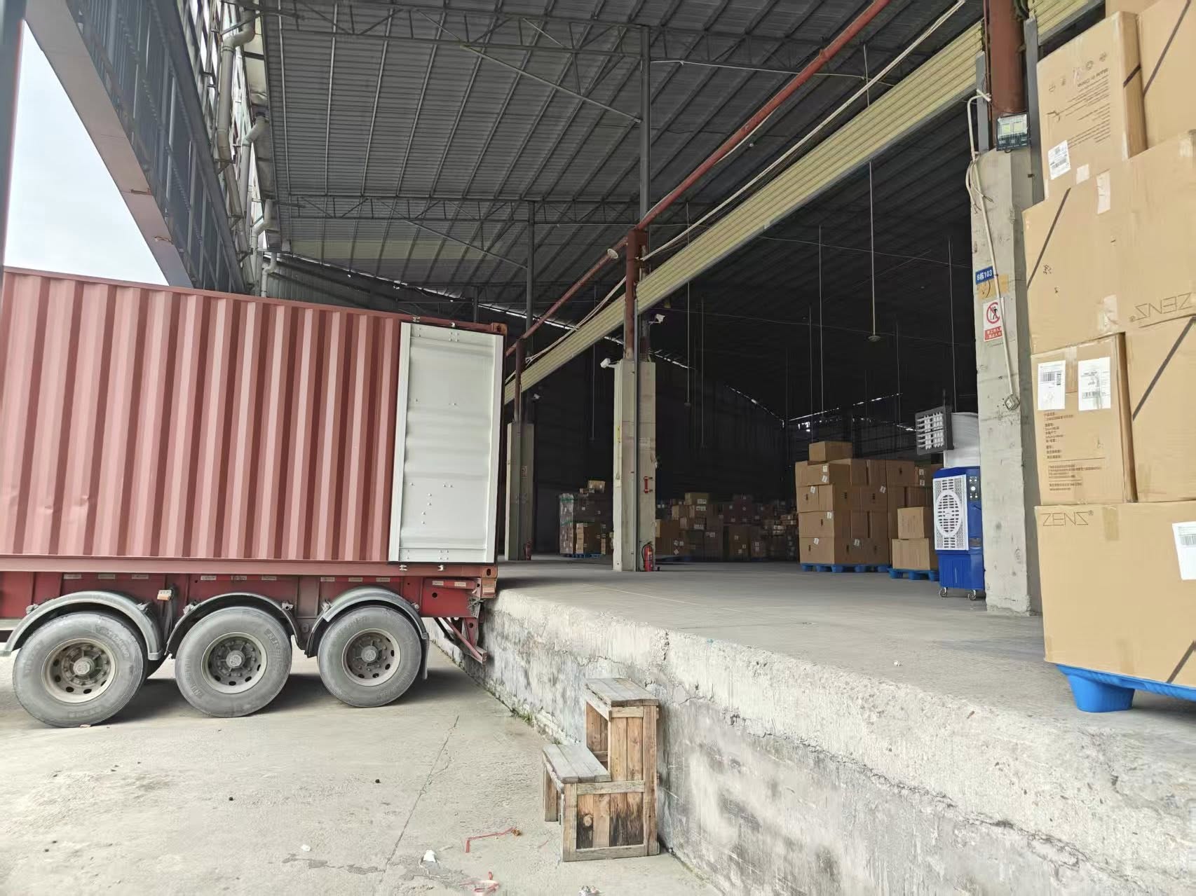 AZA4 FBA WAREHOUSE RATES